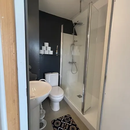 500 M From The Apartman *