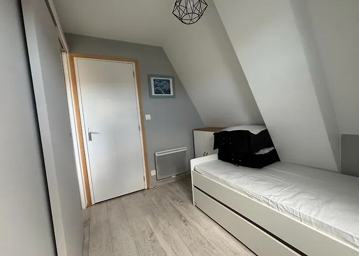 公寓 500 M From The 滨海维莱